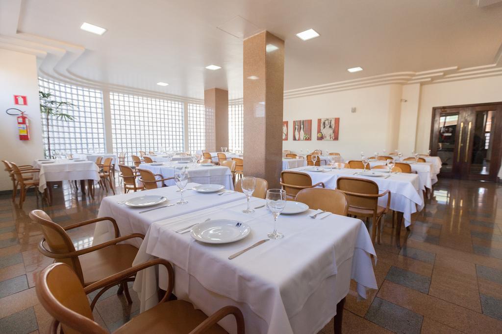 Dimas Lessa Hotel Монтис Кларос Екстериор снимка
