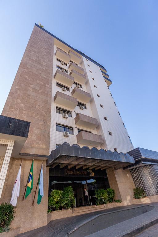 Dimas Lessa Hotel Монтис Кларос Екстериор снимка